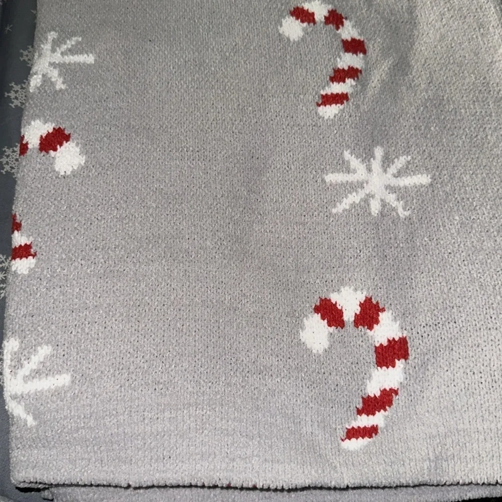Christmas Candy Cane Throw ❄️❄️☃️⛄️